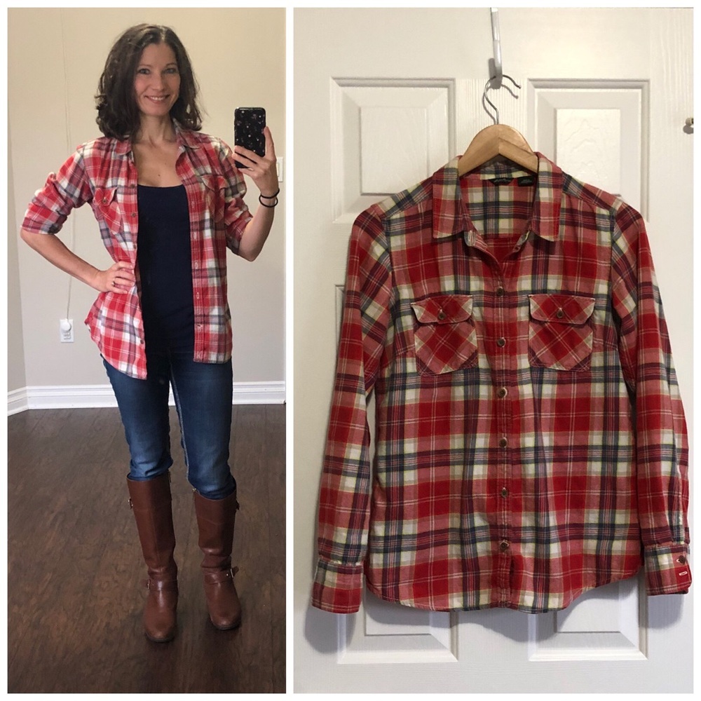 🏔️ Eddie Bauer plaid button-up shirt